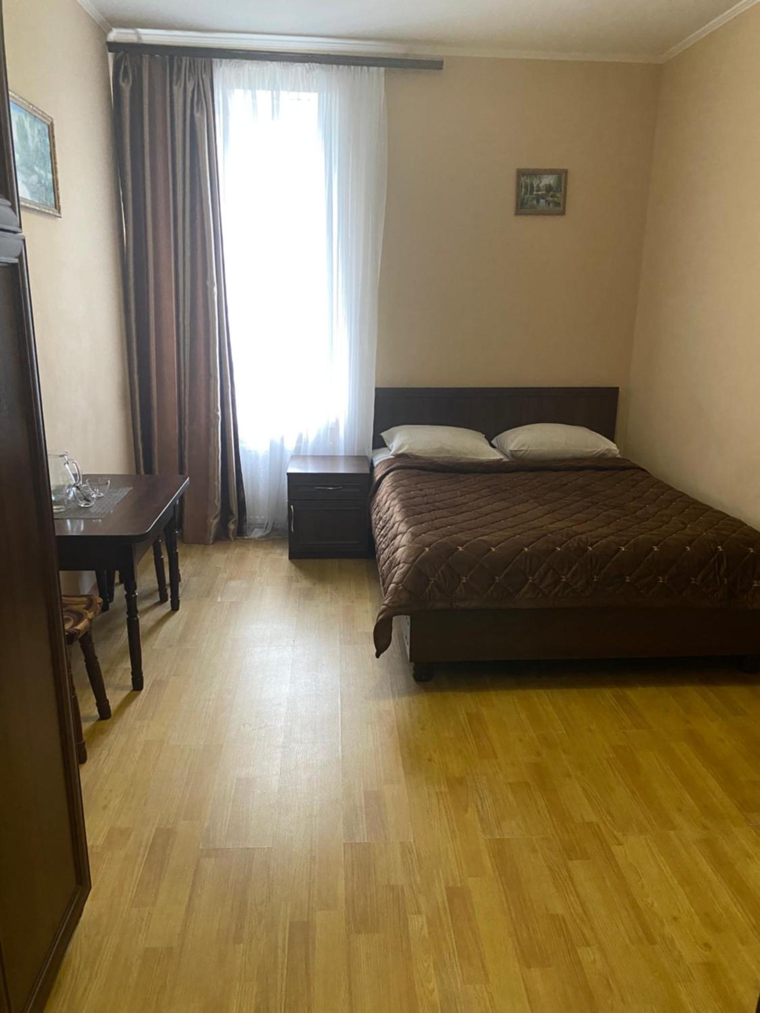 Apartments Uman Bagian luar foto
