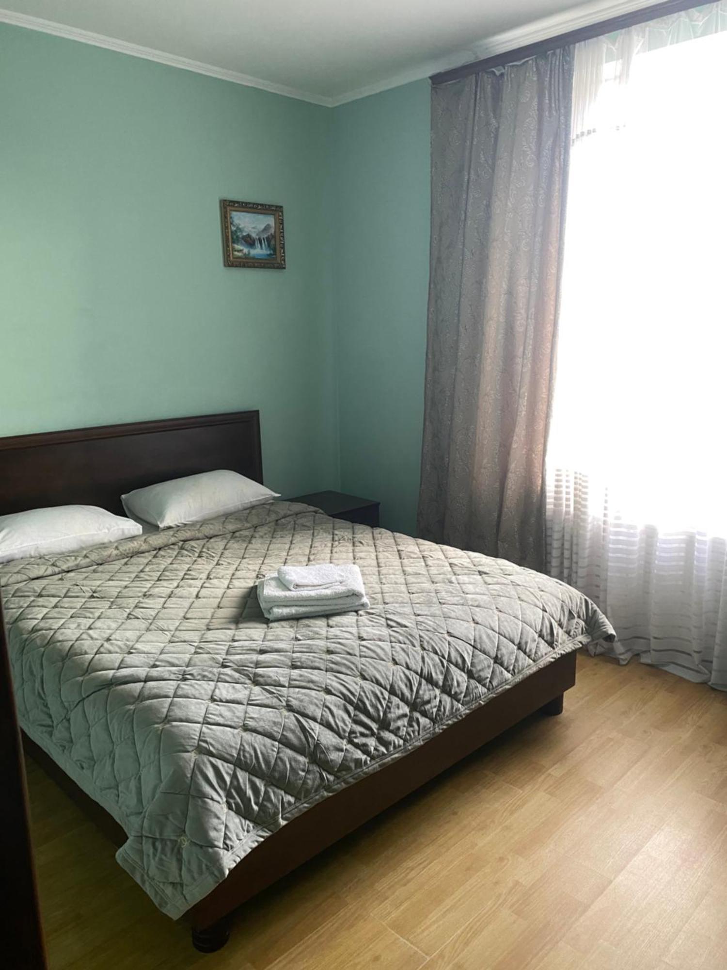 Apartments Uman Bagian luar foto